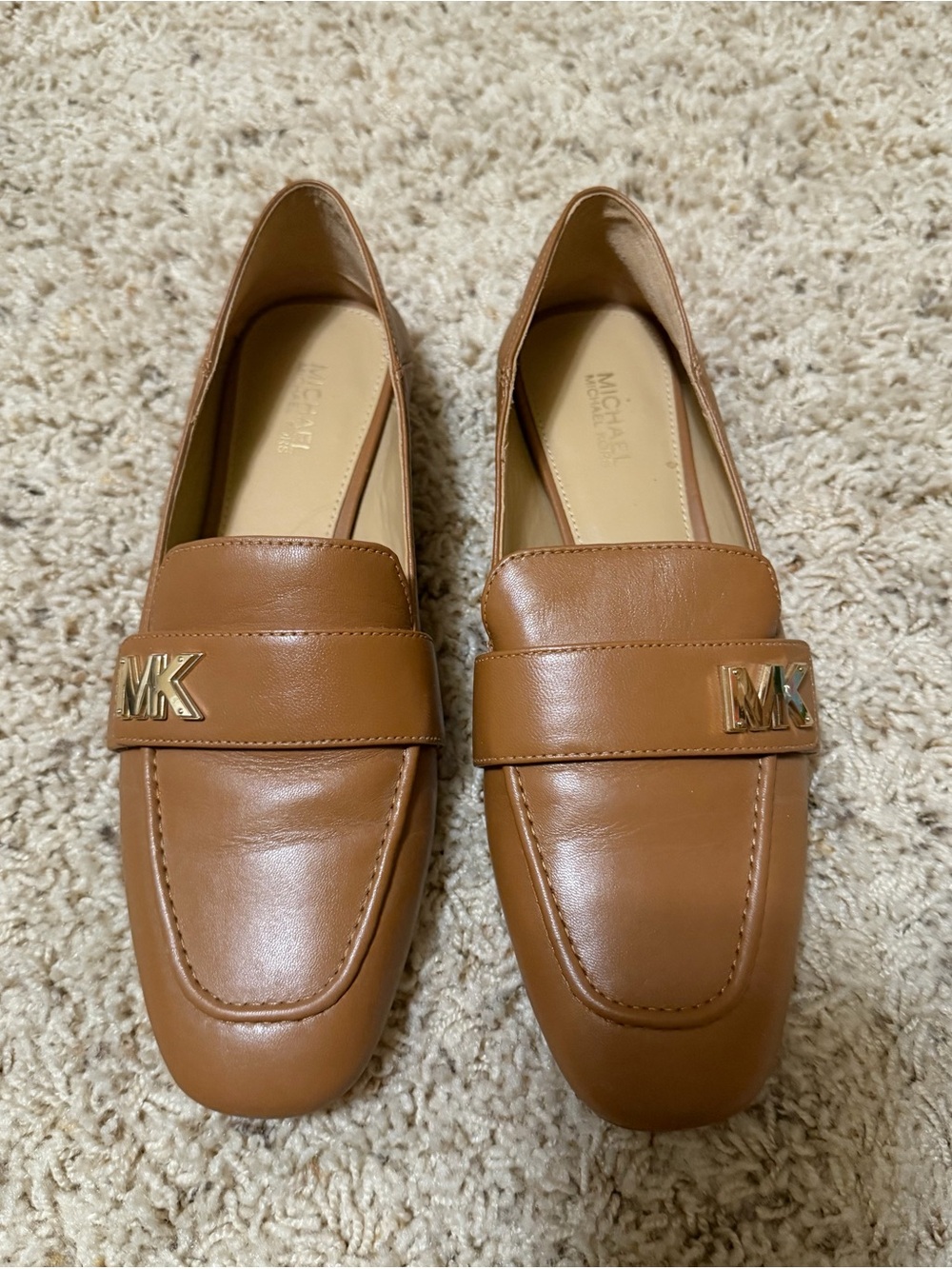 MICHAEL Michael Kors Lillie Tan Leather Loafers Gold MK Hardware Size 6M